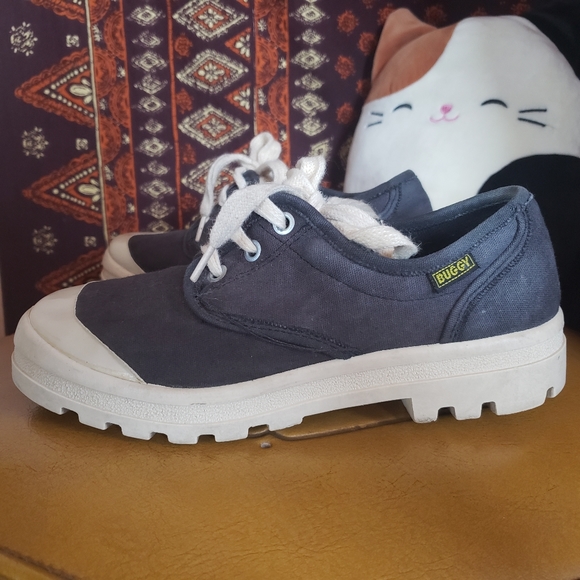 VTG 90's/Y2K chunky waffle bottom Buggy sneakers - Picture 1 of 7